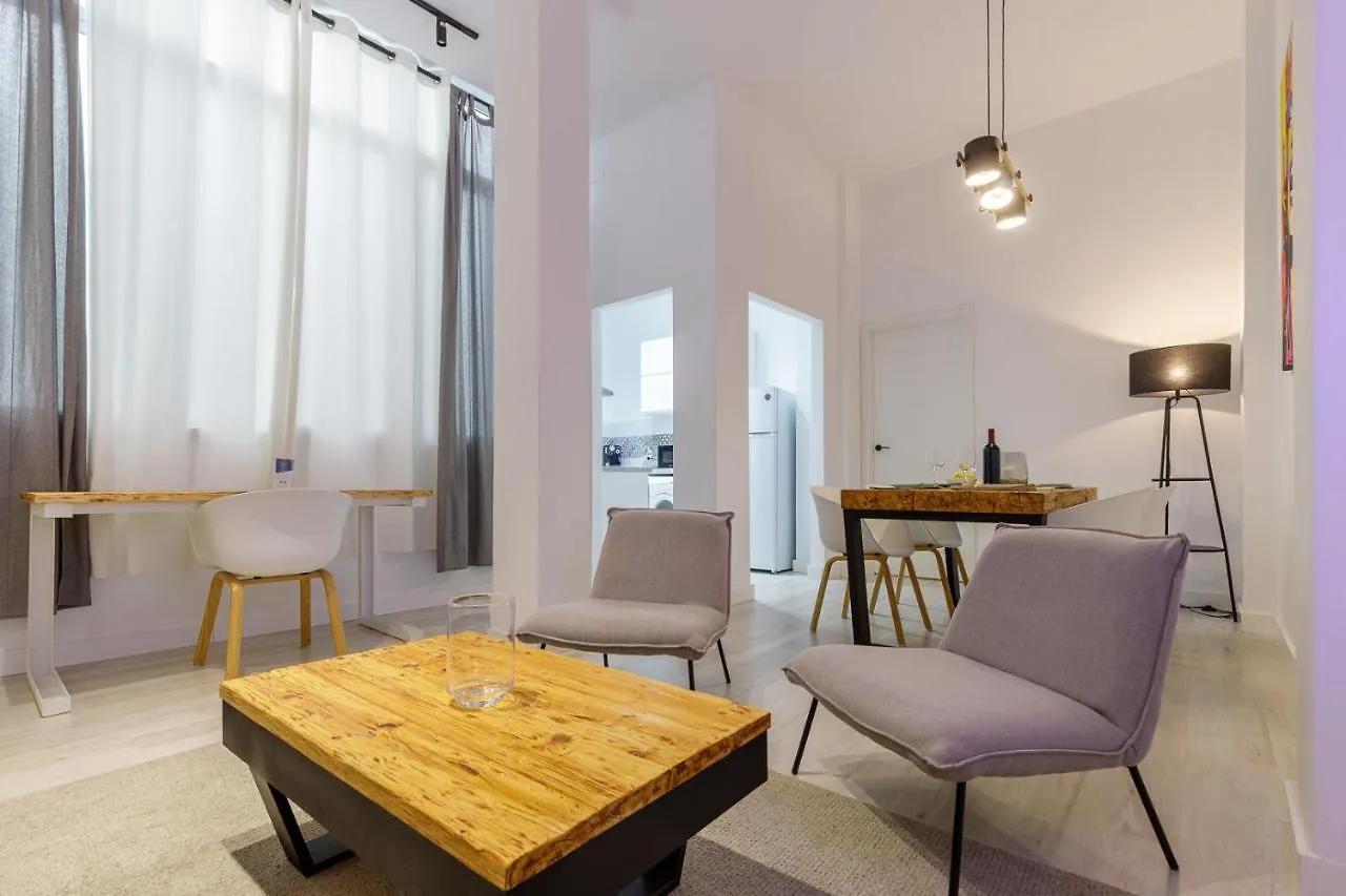 מאלגה Apartamentos Tribuna דירה