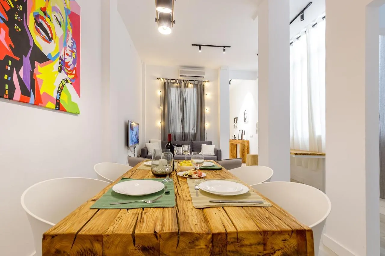 Apartamentos Tribuna Màlaga